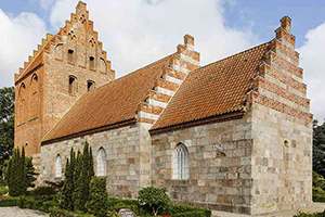 Hjadstrup Kirke I Otterup