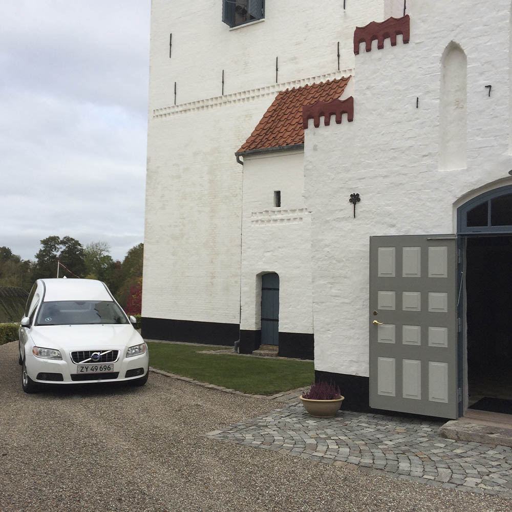 Rustvogn Ved Sønder Broby Kirke Rustvogn Ved Sønder Broby Kirke