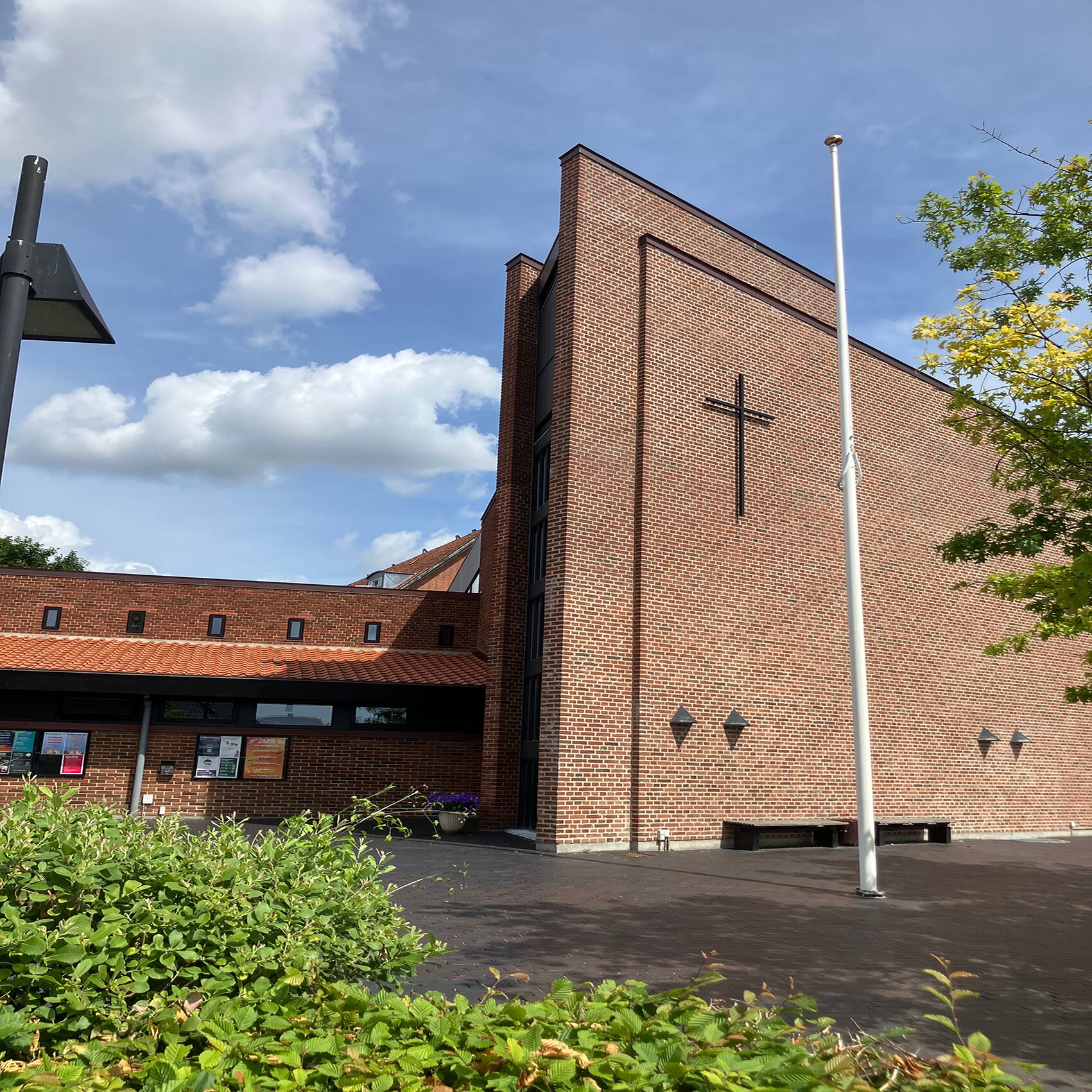 Husum Kirke